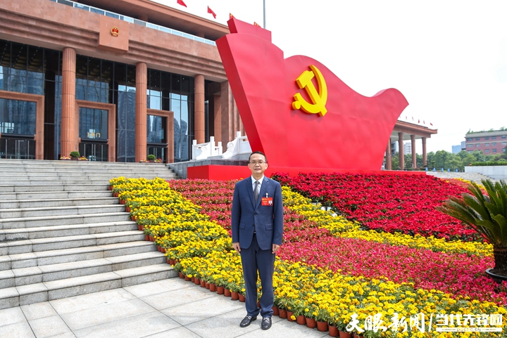 奮力拼出貴州新未來(lái)！聽完黨代會(huì)報(bào)告，他們說(shuō)出了自己的心聲