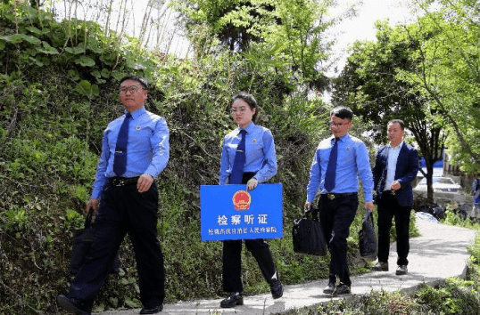 貴州松桃：“帶案下訪+上門聽(tīng)證”讓矛盾化解在“家門口”