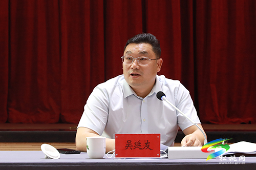 2022年全市農(nóng)業(yè)機(jī)械化現(xiàn)場(chǎng)推進(jìn)會(huì)召開
