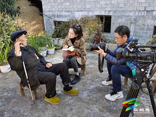 祝賀！松桃自治縣融媒體中心采訪部獲“2022年銅仁市工人先鋒號(hào)”榮譽(yù)稱號(hào)
