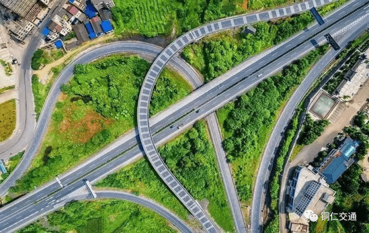 最美風景在路上！沿著“醉美高速”去旅行