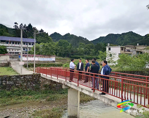 市人大常委會執(zhí)法檢查組到松桃開展《銅仁市錦江流域保護條例》執(zhí)法檢查