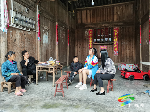 寨英鎮(zhèn)教育系統(tǒng)開展“家校手牽手、教育心連心”大走訪活動