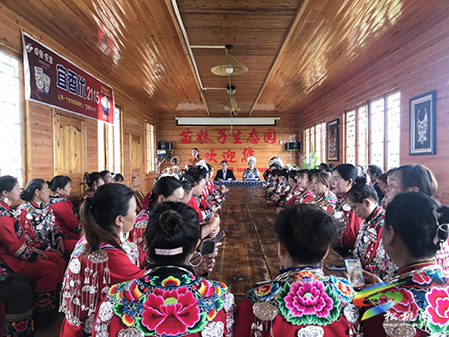 【貫徹黨代會　喜迎二十大】松桃“理論專家+致富能手”進(jìn)園區(qū)宣講省第十三次黨代會精神