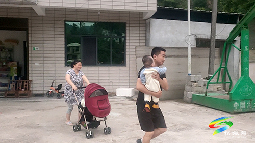 沙壩河鄉(xiāng)王普村自導(dǎo)自演地質(zhì)災(zāi)害演練微電影