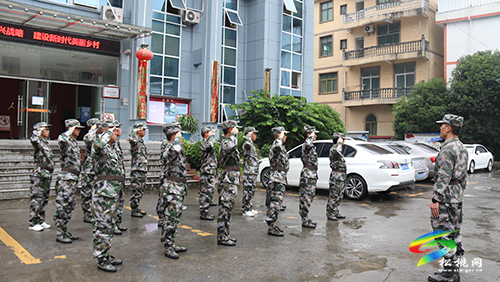 甘龍鎮(zhèn)召開(kāi)2022年度民兵點(diǎn)驗(yàn)大會(huì)