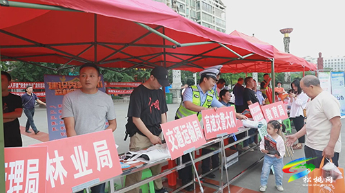 ​松桃舉行2022年“安全生產(chǎn)月”宣傳咨詢?nèi)栈顒訂觾x式