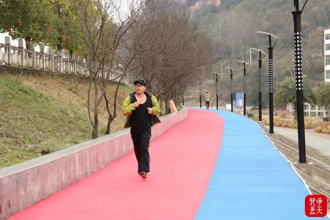 “錳都”新顏——銅仁深入推進錳污染高標準治理和錳產(chǎn)業(yè)高質量發(fā)展