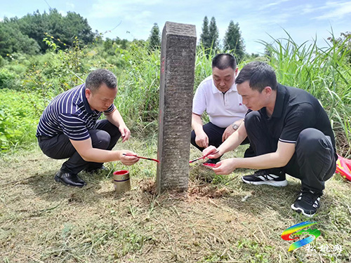 ​松桃·鳳凰開展湘黔線行政區(qū)域界線第四輪聯(lián)合檢查