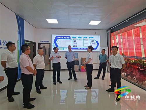 石敏到長興堡鎮(zhèn)開展走訪慰問