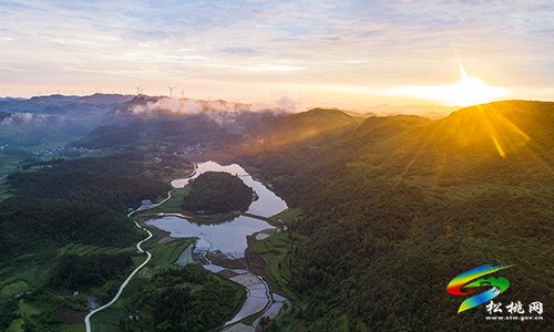 松桃：夏日山村美景如畫