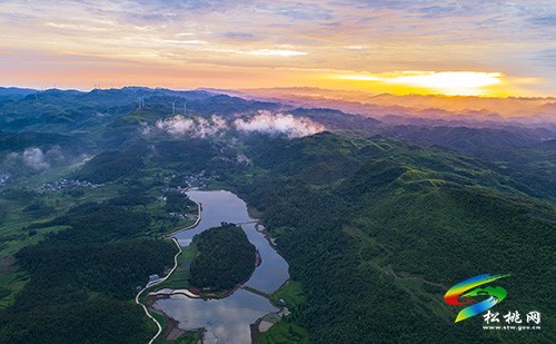 松桃：夏日山村美景如畫
