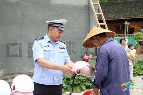 松桃：美麗鄉(xiāng)村行 安全入人心
