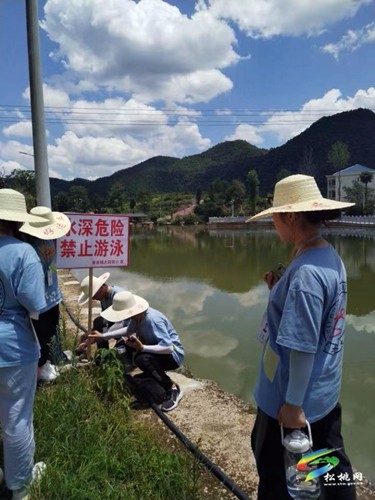 普覺鎮(zhèn)大同完小開展“百師進(jìn)千家”暑假安全大走訪活動