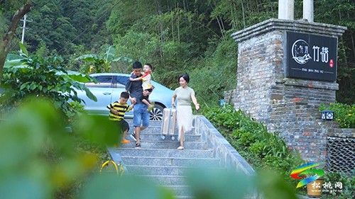 【大美苗鄉(xiāng)新松桃?鄉(xiāng)旅相戀】松桃桃花源：民宿2.0體驗(yàn)感更升級(jí)?