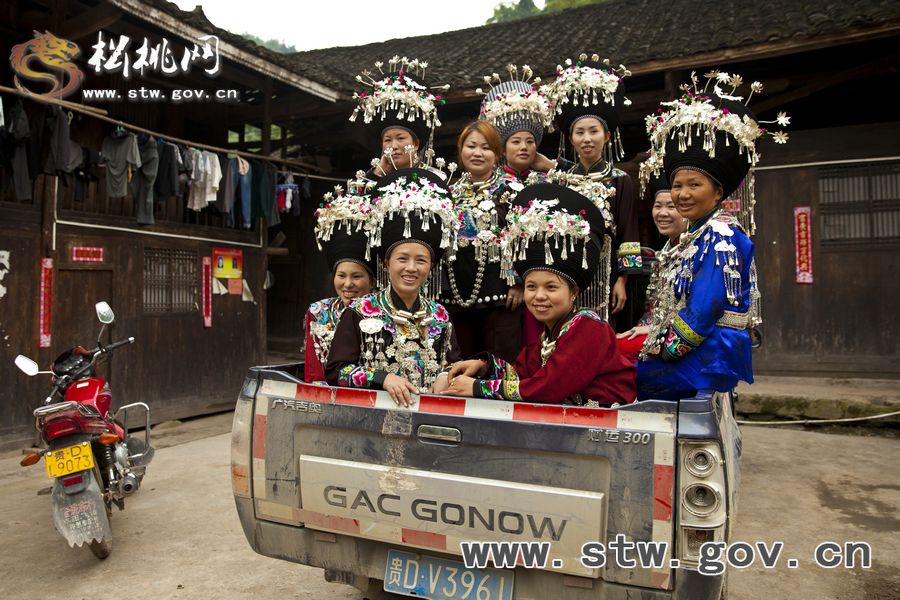 沙壩河鄉(xiāng)民族風(fēng)情攝影活動(dòng)掠影