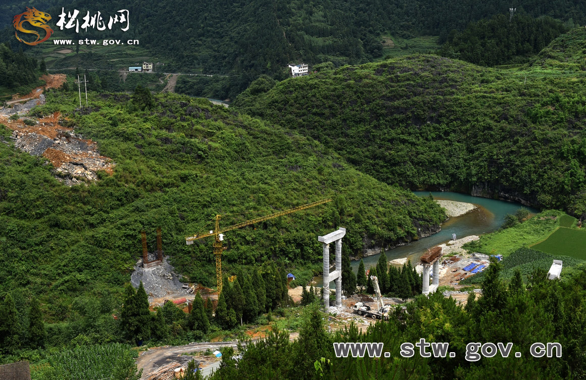 鏖戰(zhàn)松印路 打通大動脈