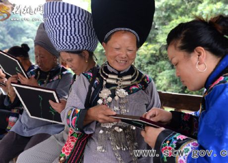 松桃：錦秀女培訓(xùn)有聲有色