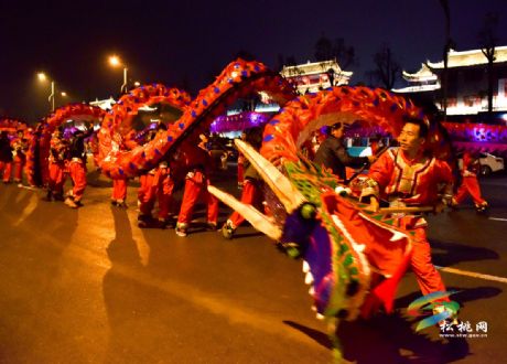苗族同胞旅游文化項目排練迎接“旅發(fā)大會”