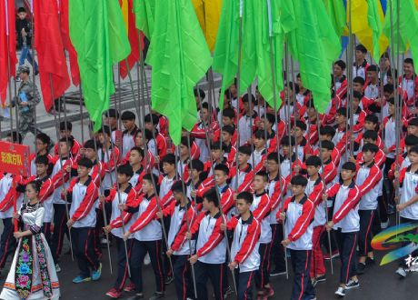 松桃迎60周年縣慶游行方隊彩排