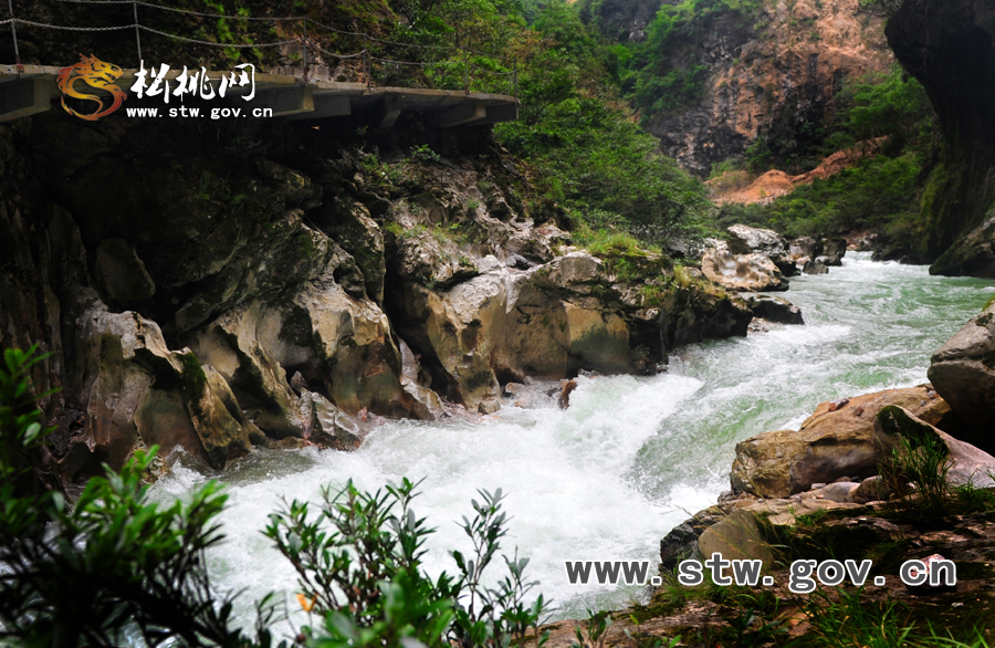 峽谷柔情：水秀馬槽河