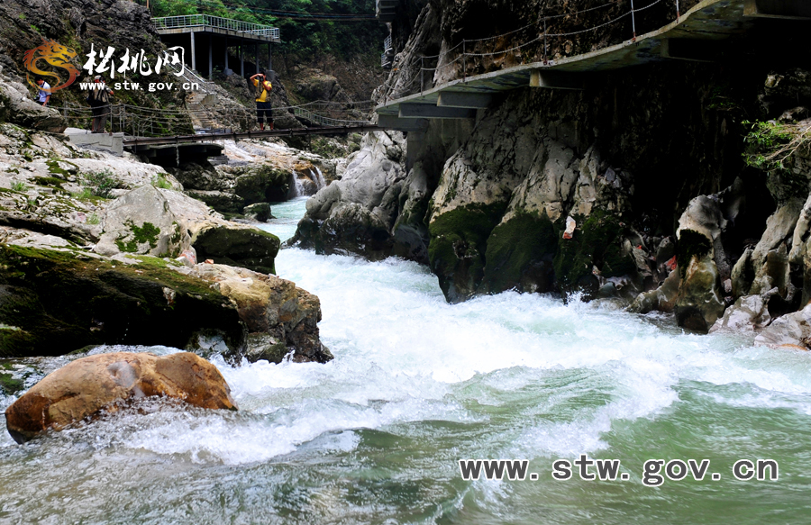峽谷柔情：水秀馬槽河