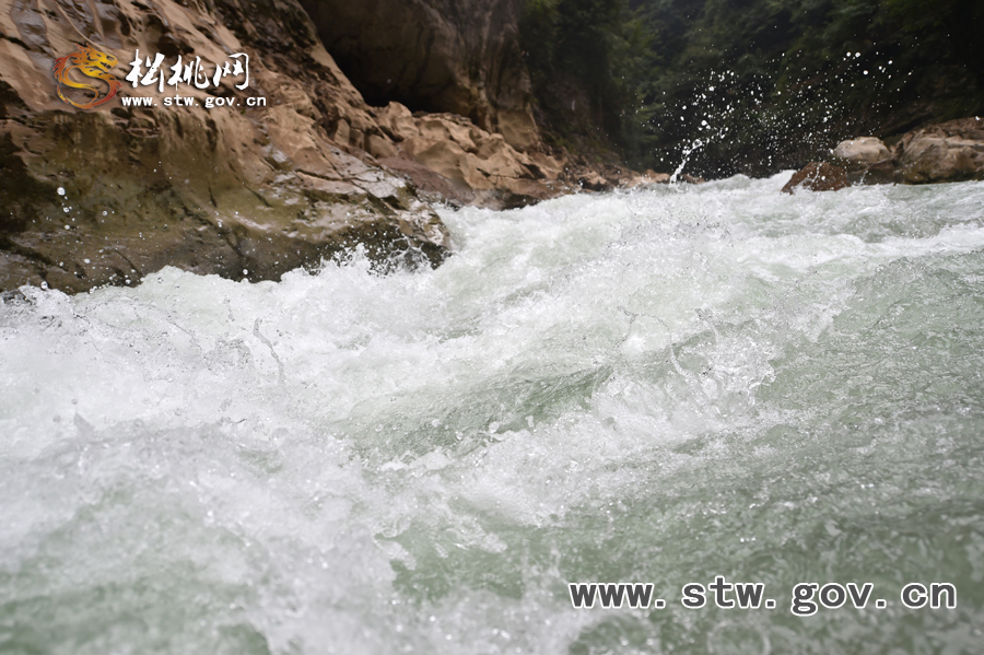 峽谷柔情：水秀馬槽河