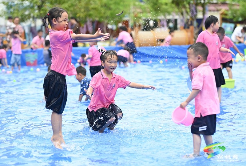 縣實驗幼兒園：六一快樂 多彩游園活動樂趣多
