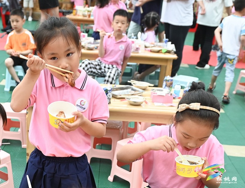 縣實驗幼兒園：六一快樂 多彩游園活動樂趣多