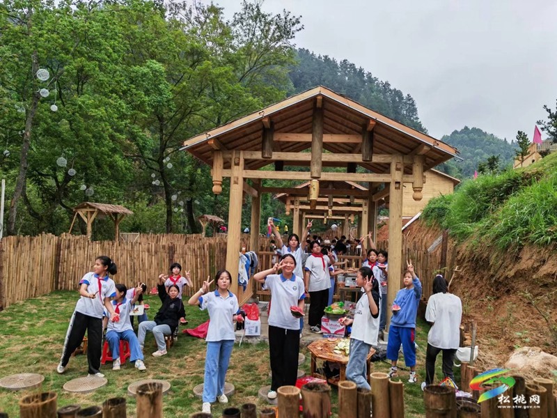 妙隘鄉(xiāng)完小組織學(xué)生開展生活實(shí)踐研學(xué)活動