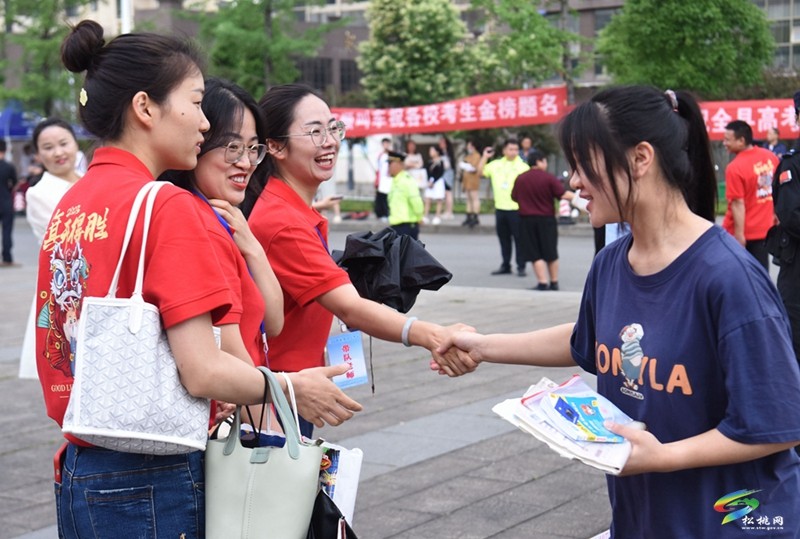 2023年全國高考結(jié)束，一起來看看那些精彩的瞬間~