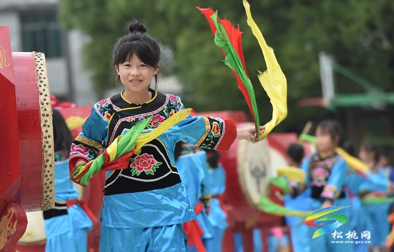 松桃：多彩社團(tuán) 快樂成長
