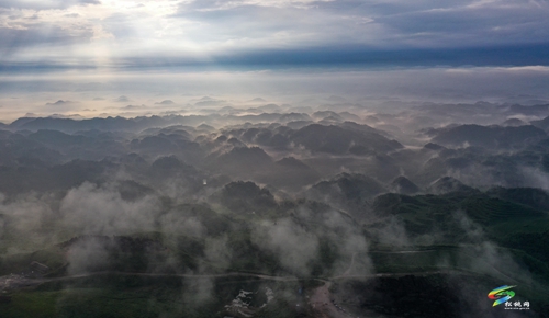 貴州松桃：夏日美景如畫