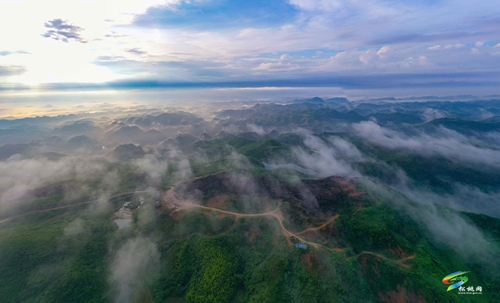 貴州松桃：夏日美景如畫