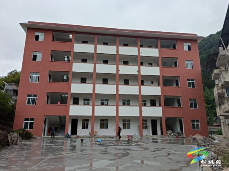 妙隘：借力定點幫扶 扮靚新校園