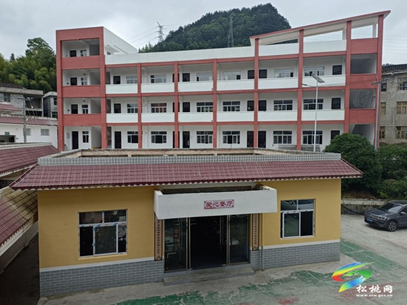 妙隘：借力定點幫扶 扮靚新校園