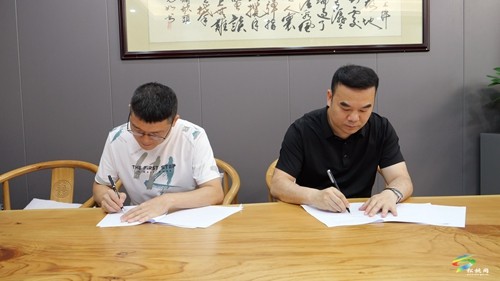 龍群躍率隊(duì)到東莞市開展招商考察