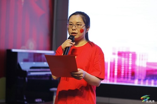 松桃第六中學(xué)舉行2023屆畢業(yè)生成人禮暨畢業(yè)典禮活動(dòng)