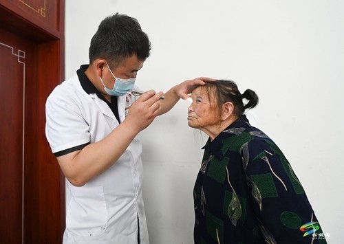 松桃：關(guān)注眼健康