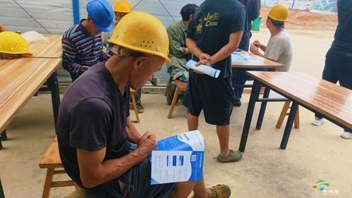 縣人社局開展勞動監(jiān)察法律法規(guī)宣傳行動