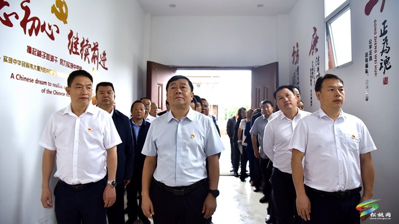 【清廉網(wǎng)絡】加強“內(nèi)功”修煉 做新時代合格青年警示教育進人心筑牢拒腐守初心 縣人大機關全體干部職工參觀黨風廉政建設警示教育基地