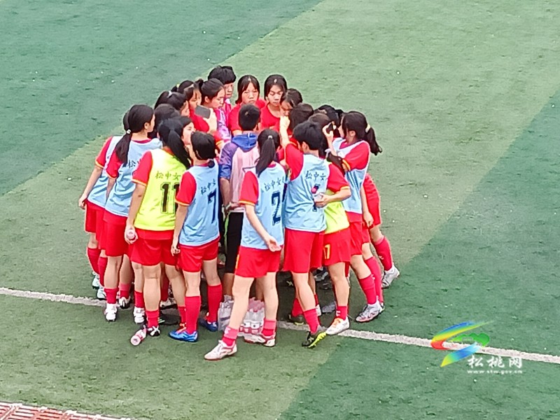 喜訊！松桃獲得銅仁市校園足球三級聯(lián)賽高中組男女組冠軍
