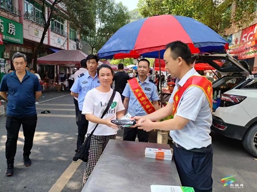 寨英鎮(zhèn):多措并舉開展“全民禁毒宣傳月”系列活動(dòng)