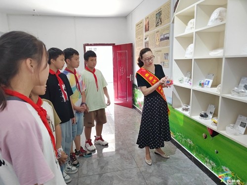 寨英鎮(zhèn):多措并舉開展“全民禁毒宣傳月”系列活動(dòng)
