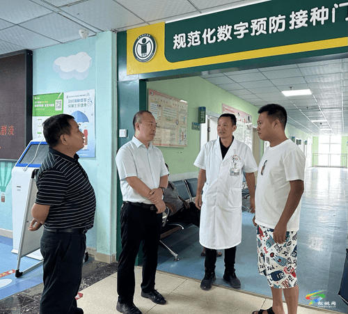 九三學(xué)社銅仁市委赴松調(diào)研基層衛(wèi)生健康綜合保障能力建設(shè)情況工作