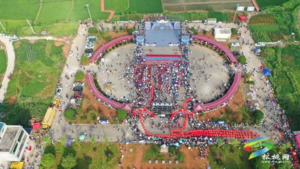 我縣舉辦“中國苗族情人節(jié)六月六”活動(dòng)