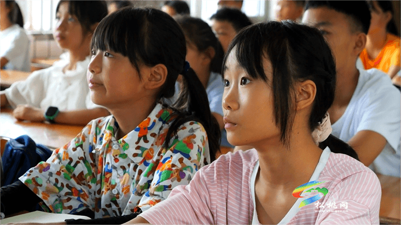松桃：大學(xué)生支教?助力鄉(xiāng)村教育