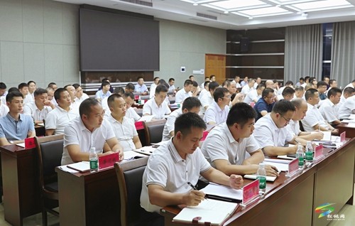 吳廷友主持召開縣政府第18次常務(wù)會議