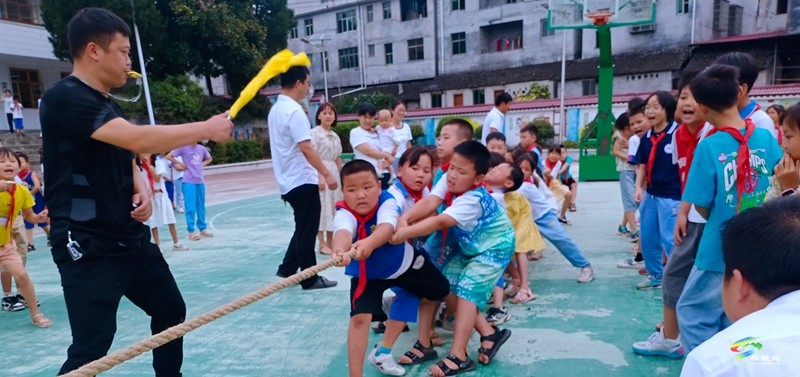 妙隘鄉(xiāng)完小舉辦“迎新”系列體育競賽活動