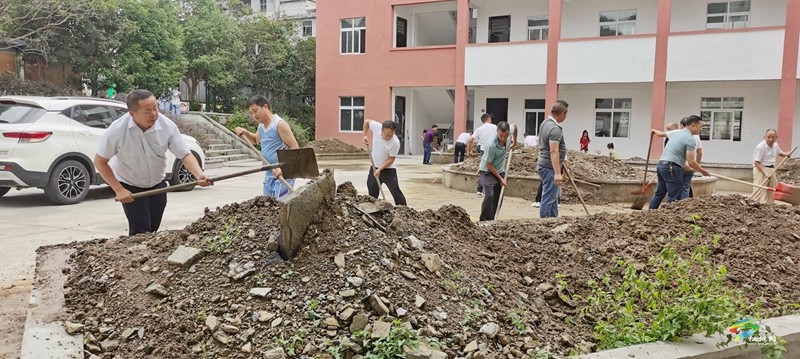 妙隘鄉(xiāng)完小組織上好“師德第一課”